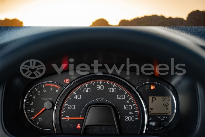 Big with watermark toyota wigo hanoi saigon 39575