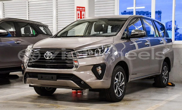 Mua Nhập khẩu Toyota INNOVA G Xe ô tô Mua Nhập khẩu Toyota INNOVA G Xe ô tô