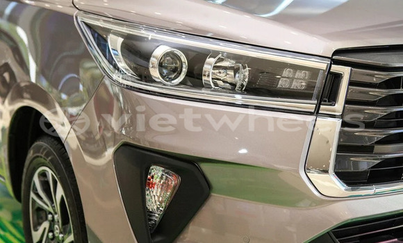 Mua Nhập khẩu Toyota INNOVA G Xe ô tô Mua Nhập khẩu Toyota INNOVA G Xe ô tô