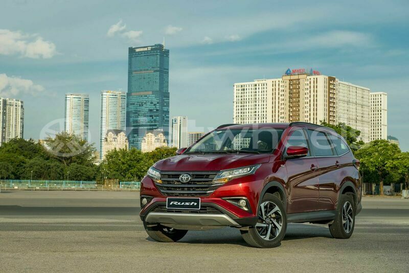Big with watermark toyota rush hanoi saigon 39577