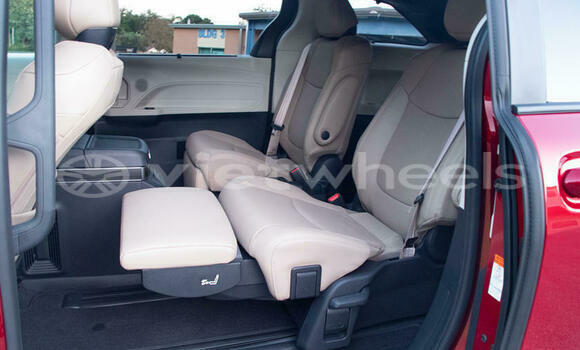 Mua Nhập khẩu Toyota Sienna Xe ô tô Mua Nhập khẩu Toyota Sienna Xe ô tô