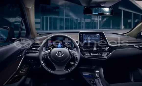 Mua Nhập khẩu Toyota CH-R Xe ô tô Mua Nhập khẩu Toyota CH-R Xe ô tô