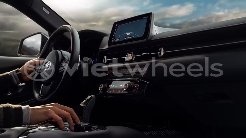 Big with watermark toyota prius phv gr sports hanoi saigon 39582