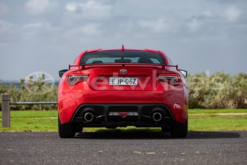 Big with watermark toyota toyota 86 hanoi saigon 39583