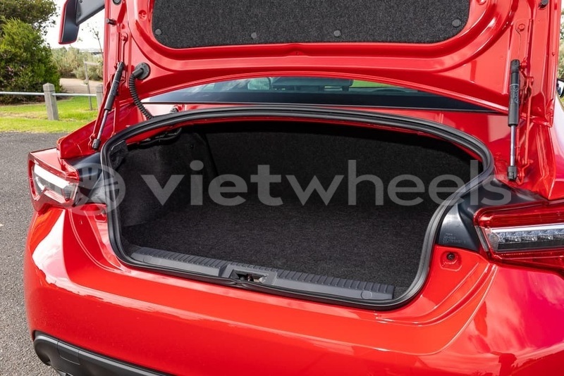 Big with watermark toyota toyota 86 hanoi saigon 39583