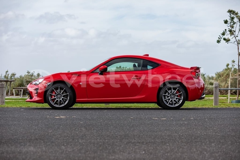 Big with watermark toyota toyota 86 hanoi saigon 39583