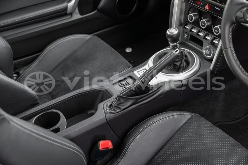 Big with watermark toyota toyota 86 hanoi saigon 39583