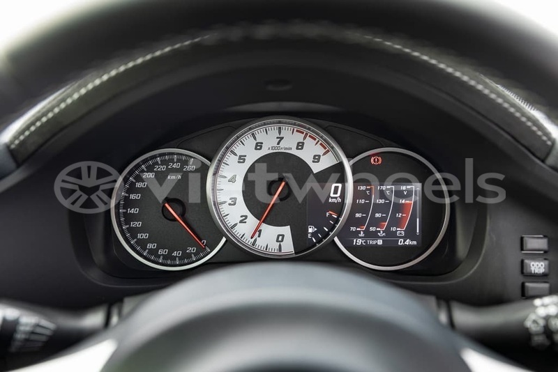 Big with watermark toyota toyota 86 hanoi saigon 39583