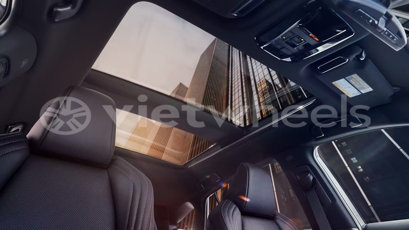 Big with watermark toyota venza hanoi saigon 39584