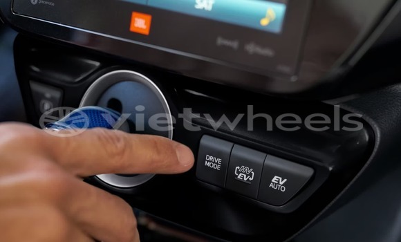 Mua Nhập khẩu Toyota Prius Xe ô tô Mua Nhập khẩu Toyota Prius Xe ô tô