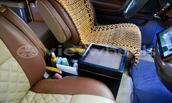 Mua Nhập khẩu Toyota Toyota Previa Xe ô tô Mua Nhập khẩu Toyota Toyota Previa Xe ô tô