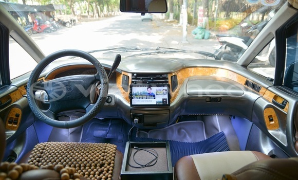 Mua Nhập khẩu Toyota Toyota Previa Xe ô tô Mua Nhập khẩu Toyota Toyota Previa Xe ô tô