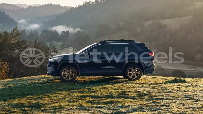 Big with watermark toyota rav 4 hanoi saigon 39592