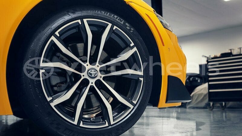Big with watermark toyota 16 hanoi saigon 39593