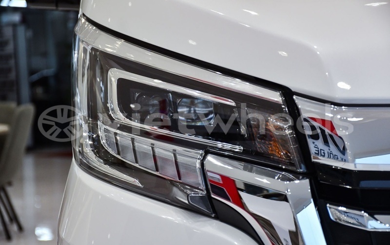 Big with watermark toyota 16 hanoi saigon 39594