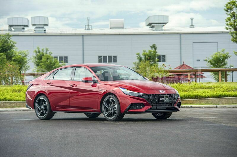 Big with watermark hyundai elantra 1 6 at hanoi saigon 39599