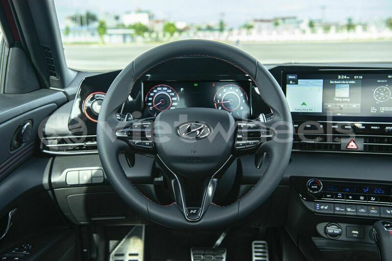 Big with watermark hyundai elantra 1 6 at hanoi saigon 39599