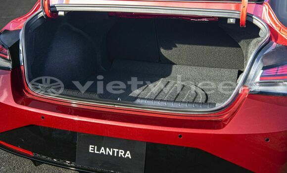 Mua Nhập khẩu Hyundai Elantra 1.6 AT Xe ô tô Mua Nhập khẩu Hyundai Elantra 1.6 AT Xe ô tô