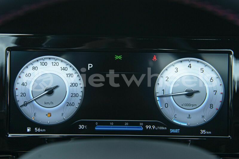Big with watermark hyundai elantra hanoi saigon 39600