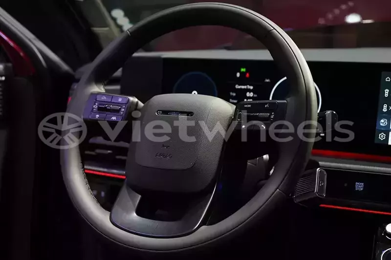 Big with watermark hyundai santa fe hanoi saigon 39610