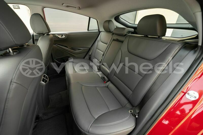 Big with watermark hyundai xe hyundai loai hanoi saigon 39611