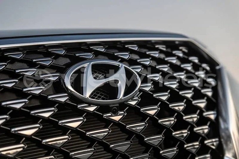 Big with watermark hyundai palisade hanoi saigon 39615