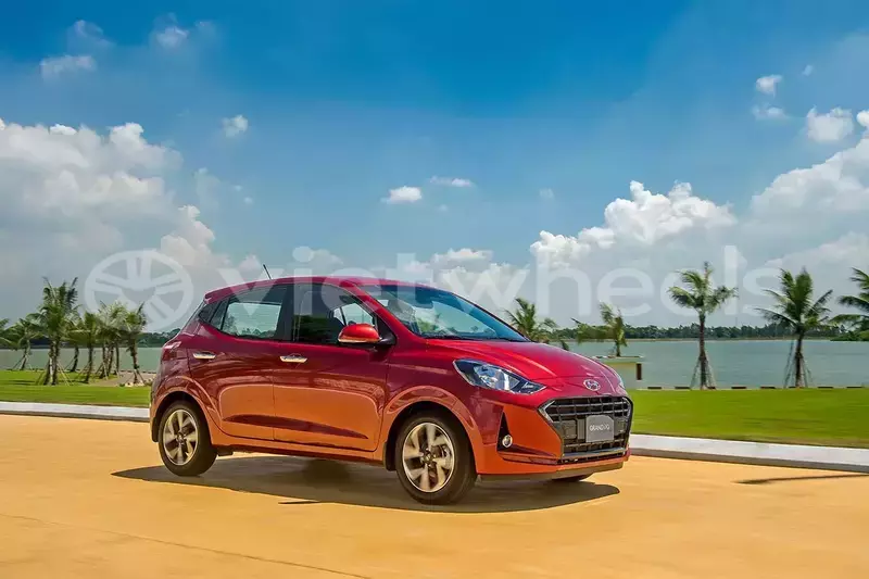 Big with watermark hyundai grand i10 1 2at hanoi saigon 39617