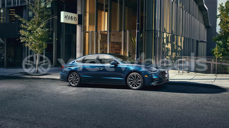 Big with watermark hyundai sonata hanoi saigon 39619