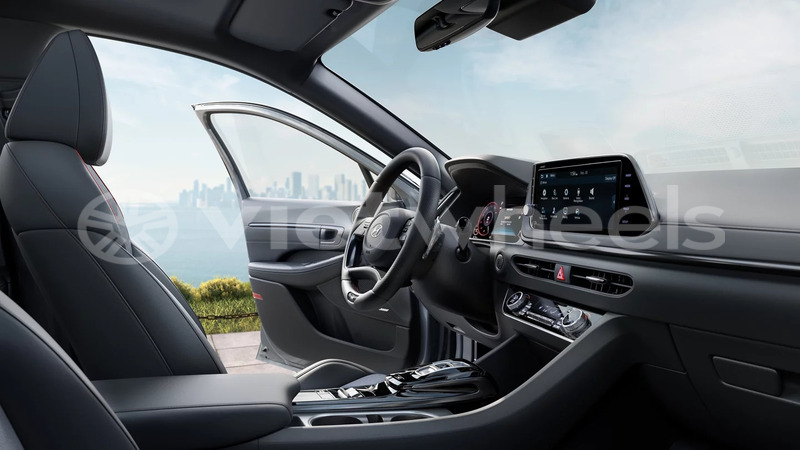 Big with watermark hyundai sonata hanoi saigon 39619