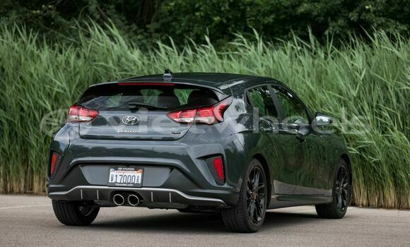 Mua Nhập khẩu Hyundai VELOSTER Xe ô tô Mua Nhập khẩu Hyundai VELOSTER Xe ô tô