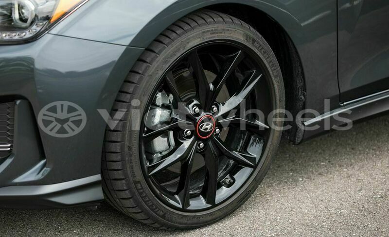 Big with watermark hyundai veloster hanoi saigon 39625