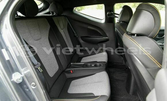 Mua Nhập khẩu Hyundai VELOSTER Xe ô tô Mua Nhập khẩu Hyundai VELOSTER Xe ô tô