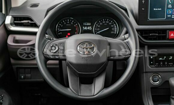 Mua Nhập khẩu Toyota AVANZA AT Xe ô tô Mua Nhập khẩu Toyota AVANZA AT Xe ô tô