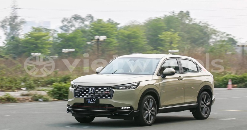Big with watermark honda hr v hanoi saigon 39705