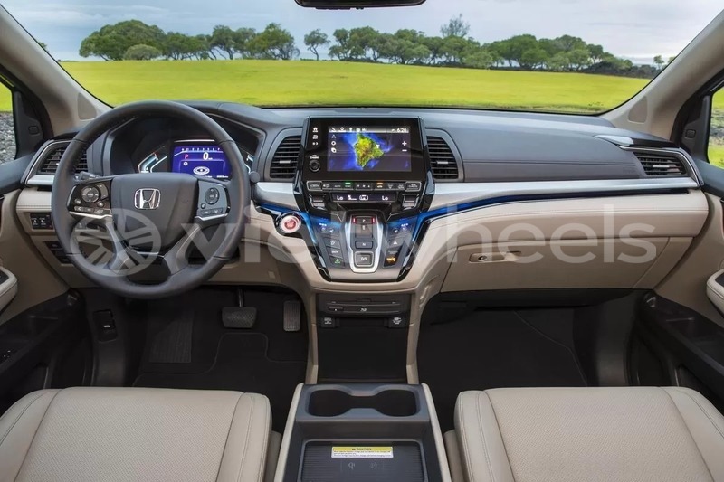 Big with watermark honda odyssey hanoi saigon 39717