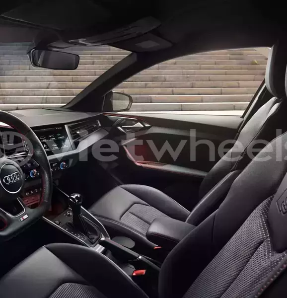 Big with watermark audi tts hanoi saigon 44603