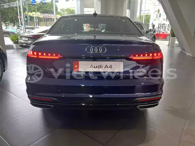 Big with watermark audi a4 sedan hanoi saigon 44606