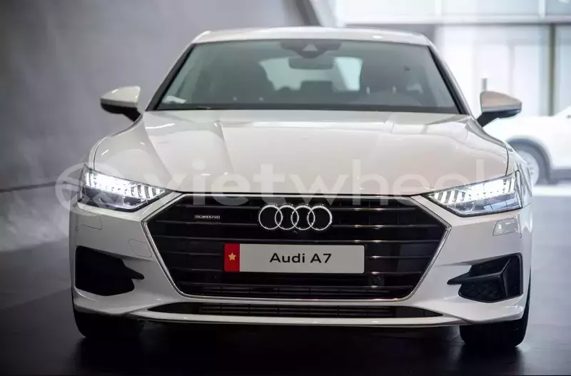 Big with watermark audi a7 sportback hanoi saigon 44827