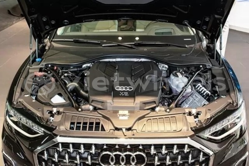 Big with watermark audi a8 hanoi saigon 46063