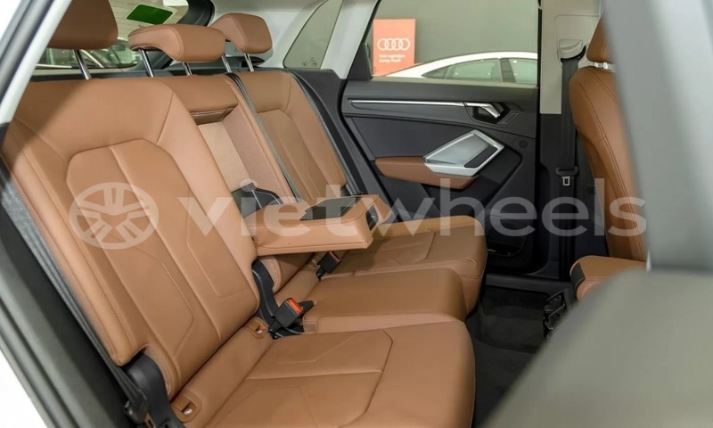 Big with watermark audi q3 hanoi saigon 46066