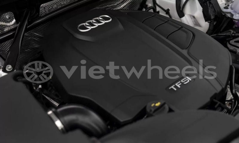 Big with watermark audi q5 hanoi saigon 46068
