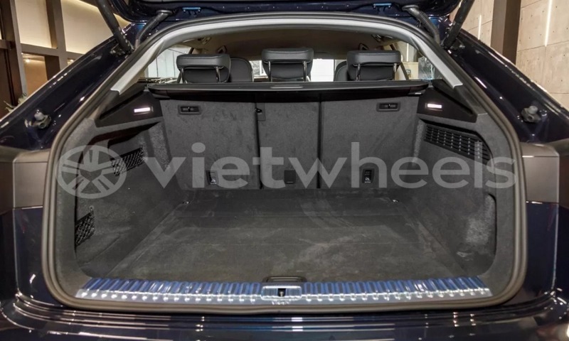 Big with watermark audi other audis hanoi saigon 46077