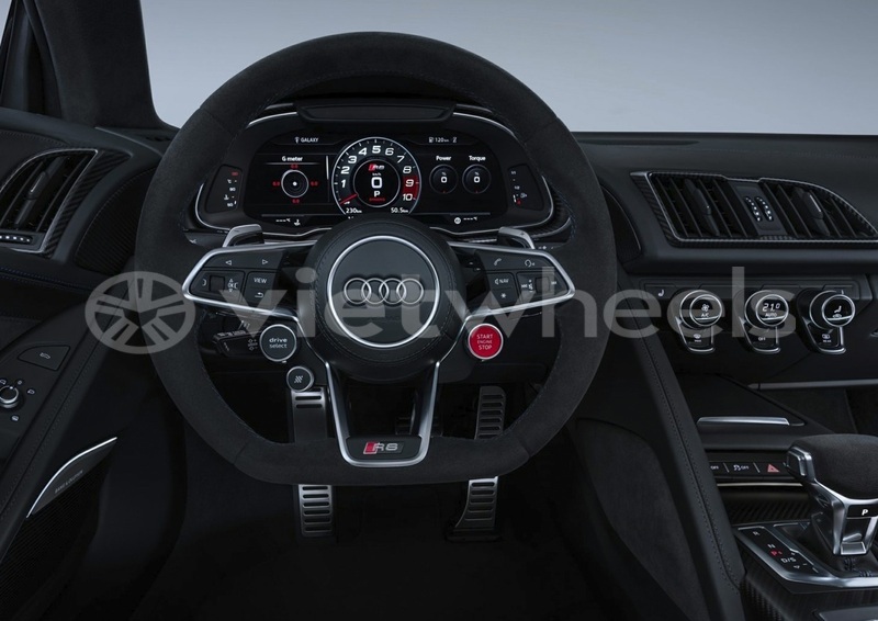 Big with watermark audi r8 hanoi saigon 46078