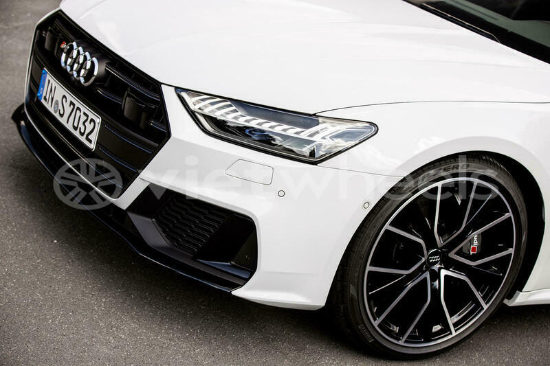 Big with watermark audi other audis hanoi saigon 46086