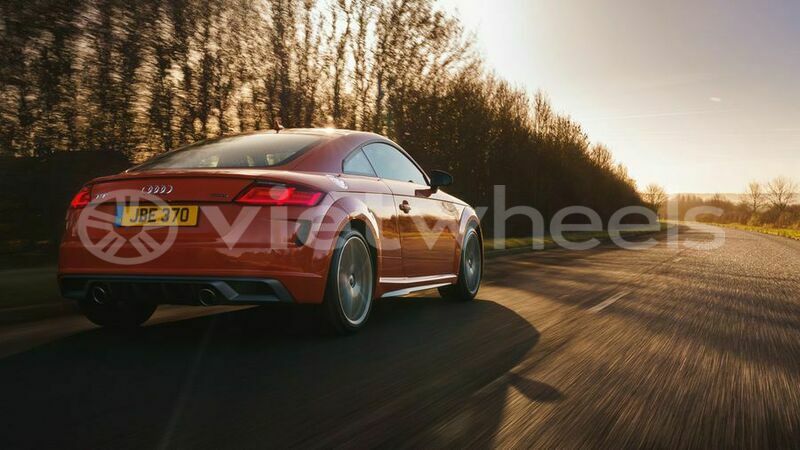Big with watermark audi tt hanoi saigon 46088