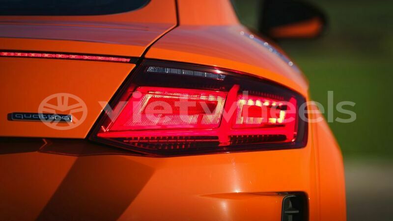 Big with watermark audi tt hanoi saigon 46088