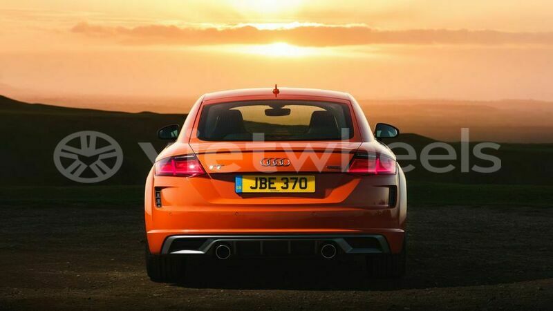 Big with watermark audi tt hanoi saigon 46088