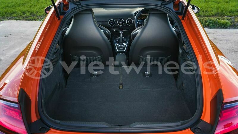 Big with watermark audi tt hanoi saigon 46088