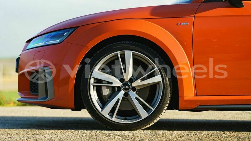 Big with watermark audi tt hanoi saigon 46088