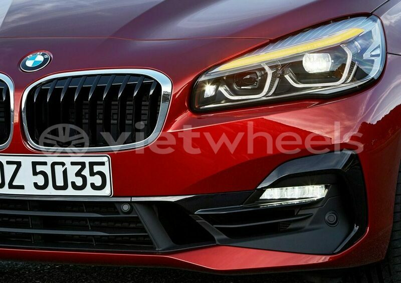Big with watermark bmw 218i hanoi saigon 46090
